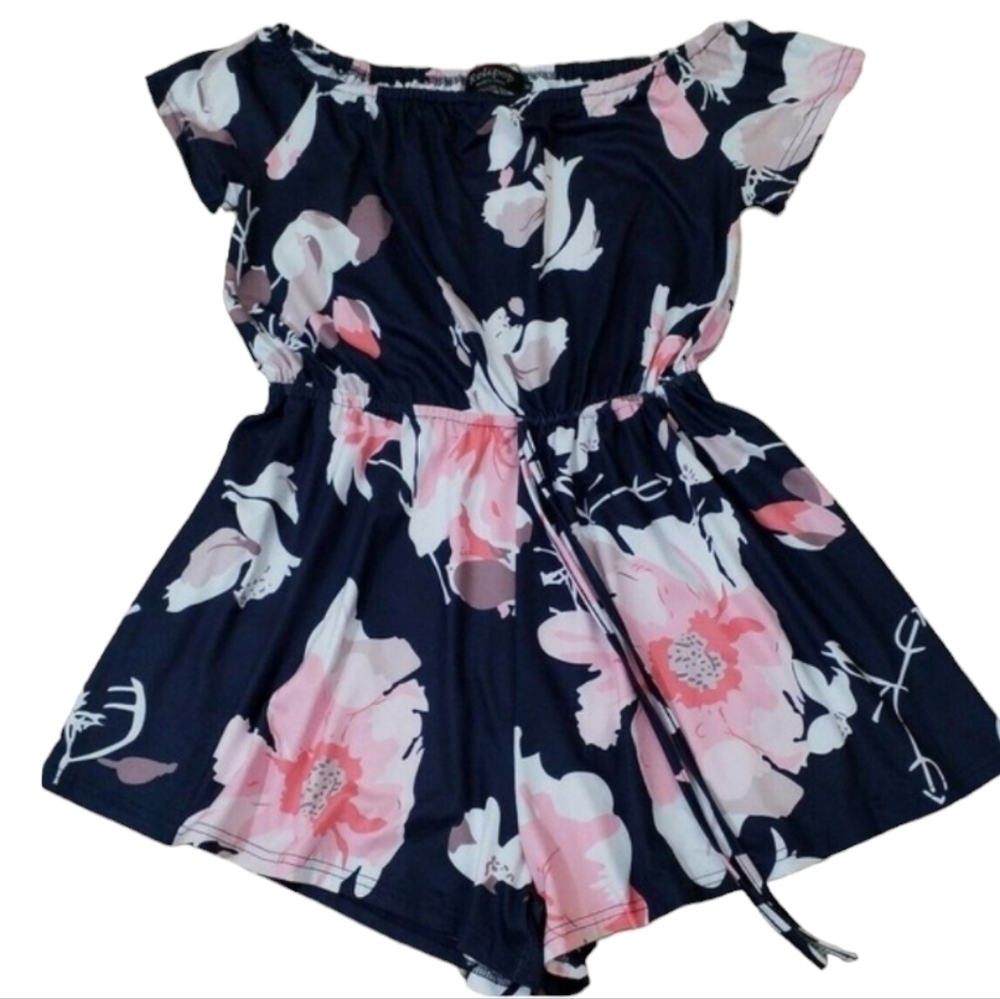 Relipop~Woman Size M~Floral Print Flared Half Sleeve Elastic Tie Waist Jumpsuit.